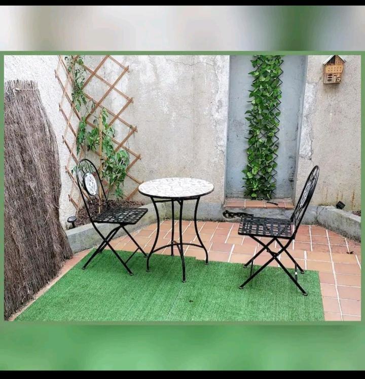 Charmant Deux Pieces Dans Le Vieux Montlucon Montluçon Exterior foto